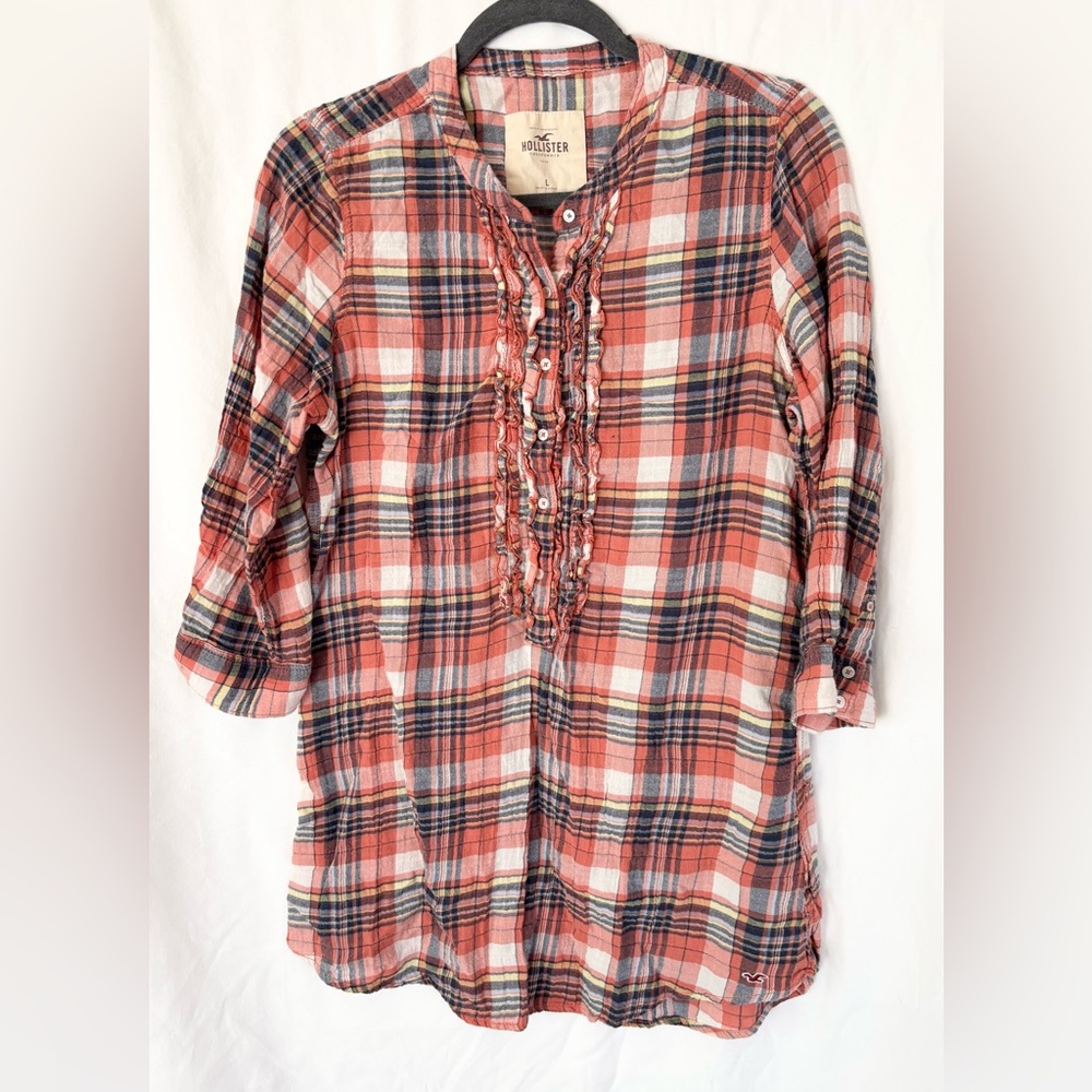 Hollister Women's Plaid Top - Red and Blue size large
